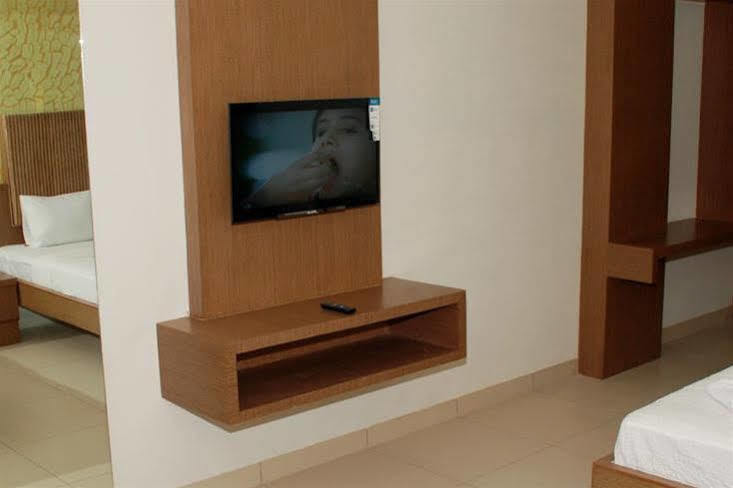 Hotel Pla Amrith Inn Tiruchirappalli Dış mekan fotoğraf